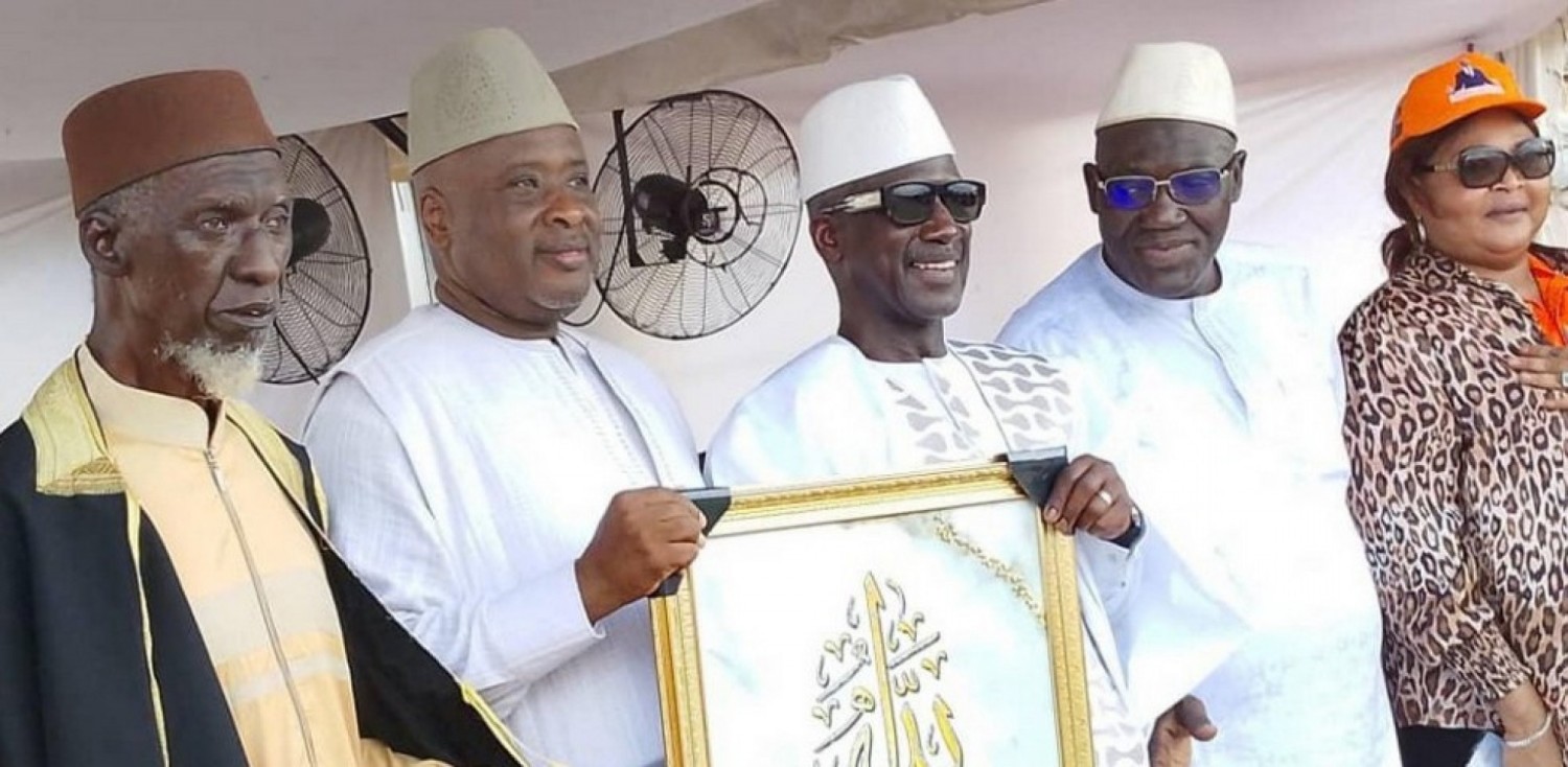 Côte d'Ivoire : Législatives à Yopougon, la communauté musulmane prie pour la paix et la victoire d'Adama Bictogo