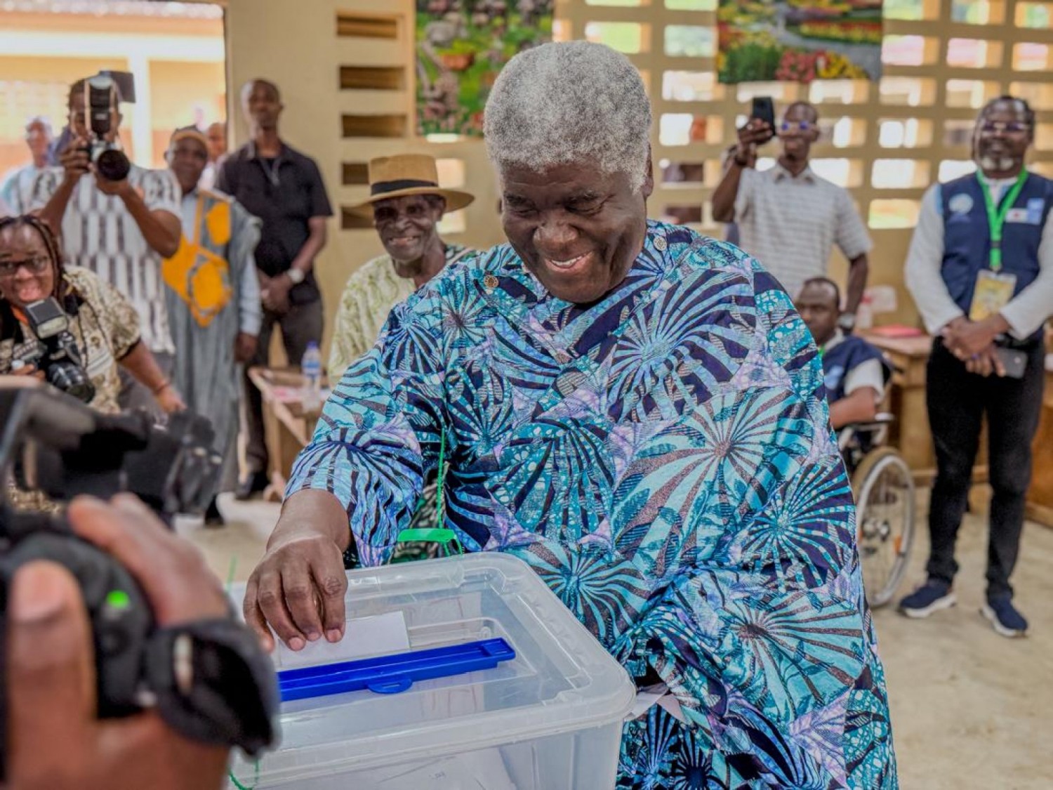 Côte d'Ivoire : Législatives à Songon, Beugré Mambé après son vote : « Nous espérons que le choix des électeurs se portera sur notre modeste personne »