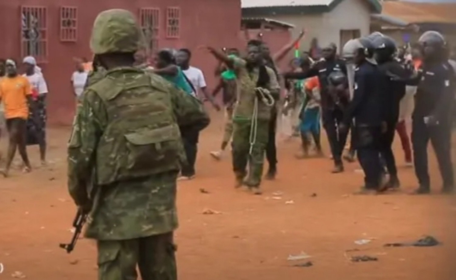 Côte d'Ivoire : Législatives à Koro, des heurts post-électoraux rapidement maîtrisés par les forces de l'ordre près du QG d'un candidat