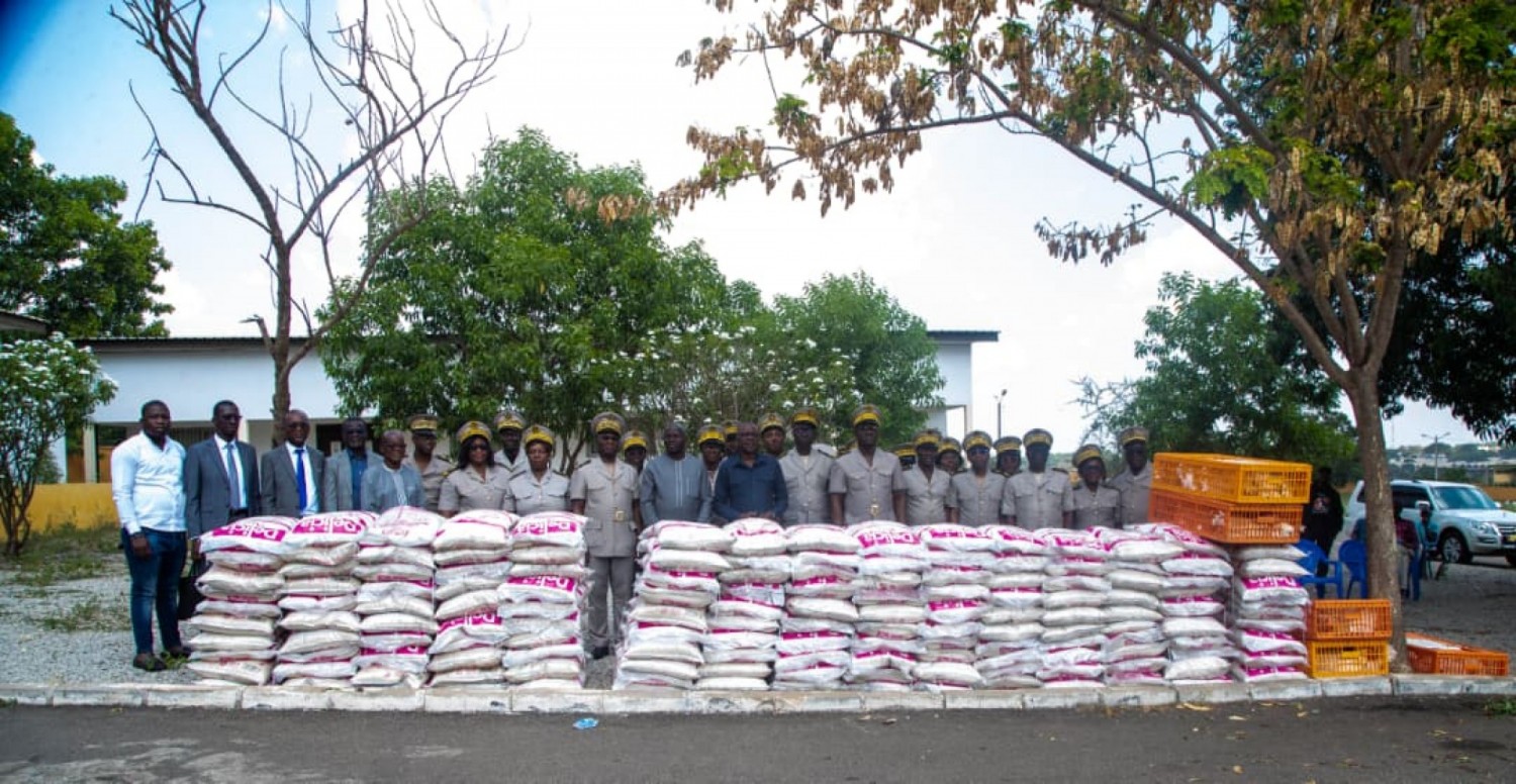 Côte d'Ivoire : Fête du Nouvel An à Bouaké, le maire Amadou Koné offre des dons d'une valeur de plus de 320 millions FCFA aux populations et aux services municipaux