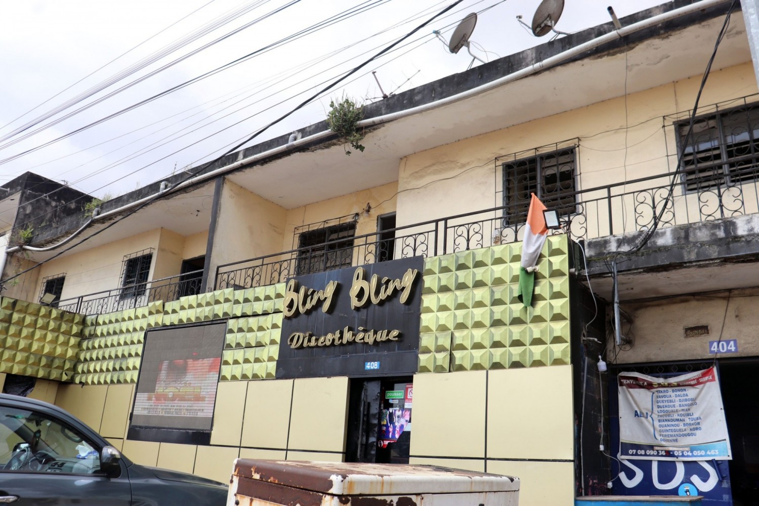 Côte d'Ivoire : Yop-Wassakara (ex rue princesse), état de dégradation avancée d'un immeuble, évacuation immédiate ordonnée