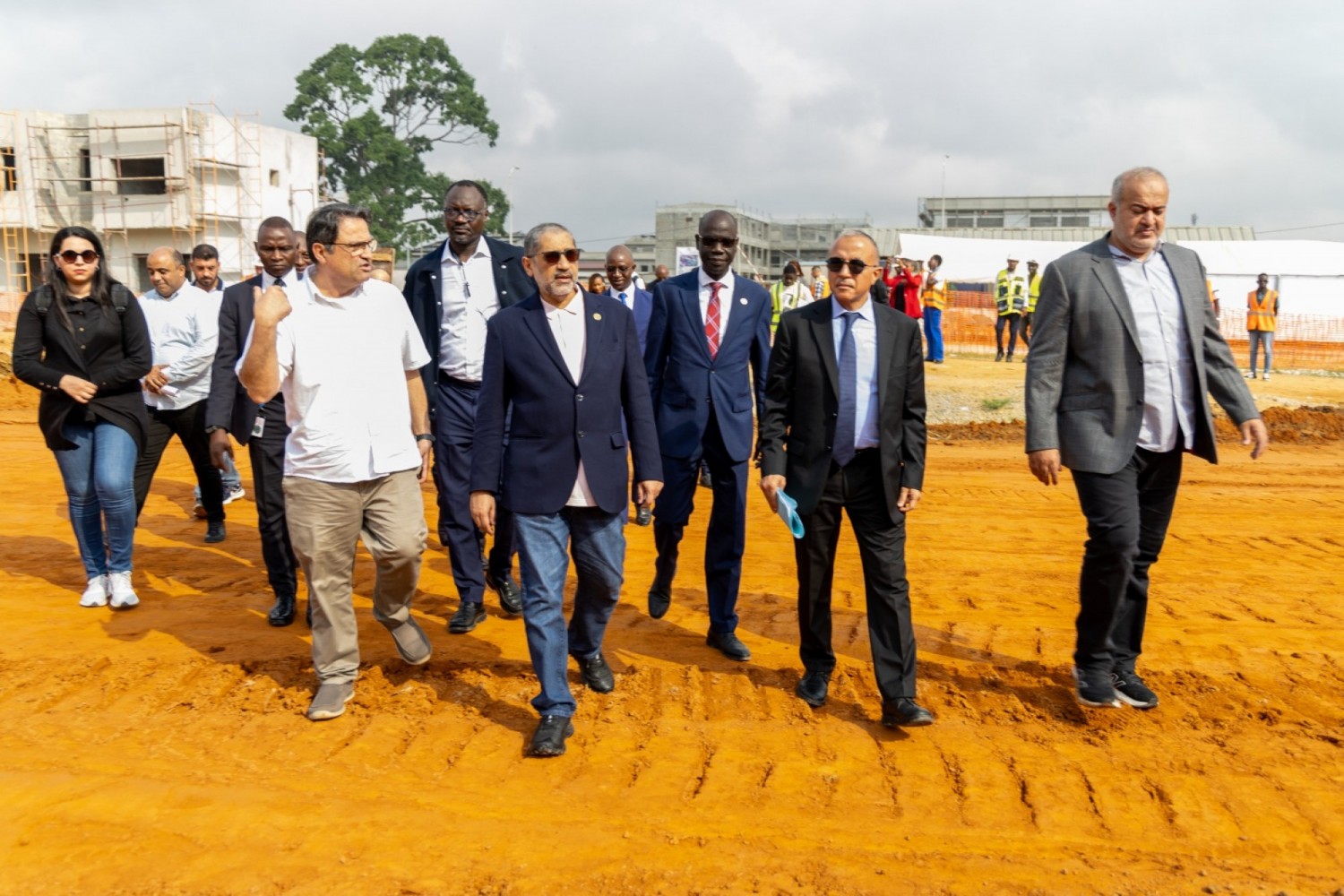 Côte d'Ivoire : La BADEA  en visite de terrain pour suivre la mise en œuvre du projet de l'hôpital universitaire d'Abobo et réaffirme son soutien au PND 2026-2030