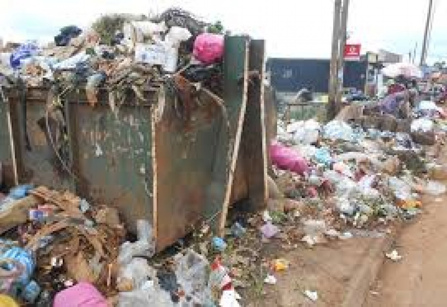 Cameroun : Cacophonie gouvernementale, deux ministres se disputent la propreté de la capitale