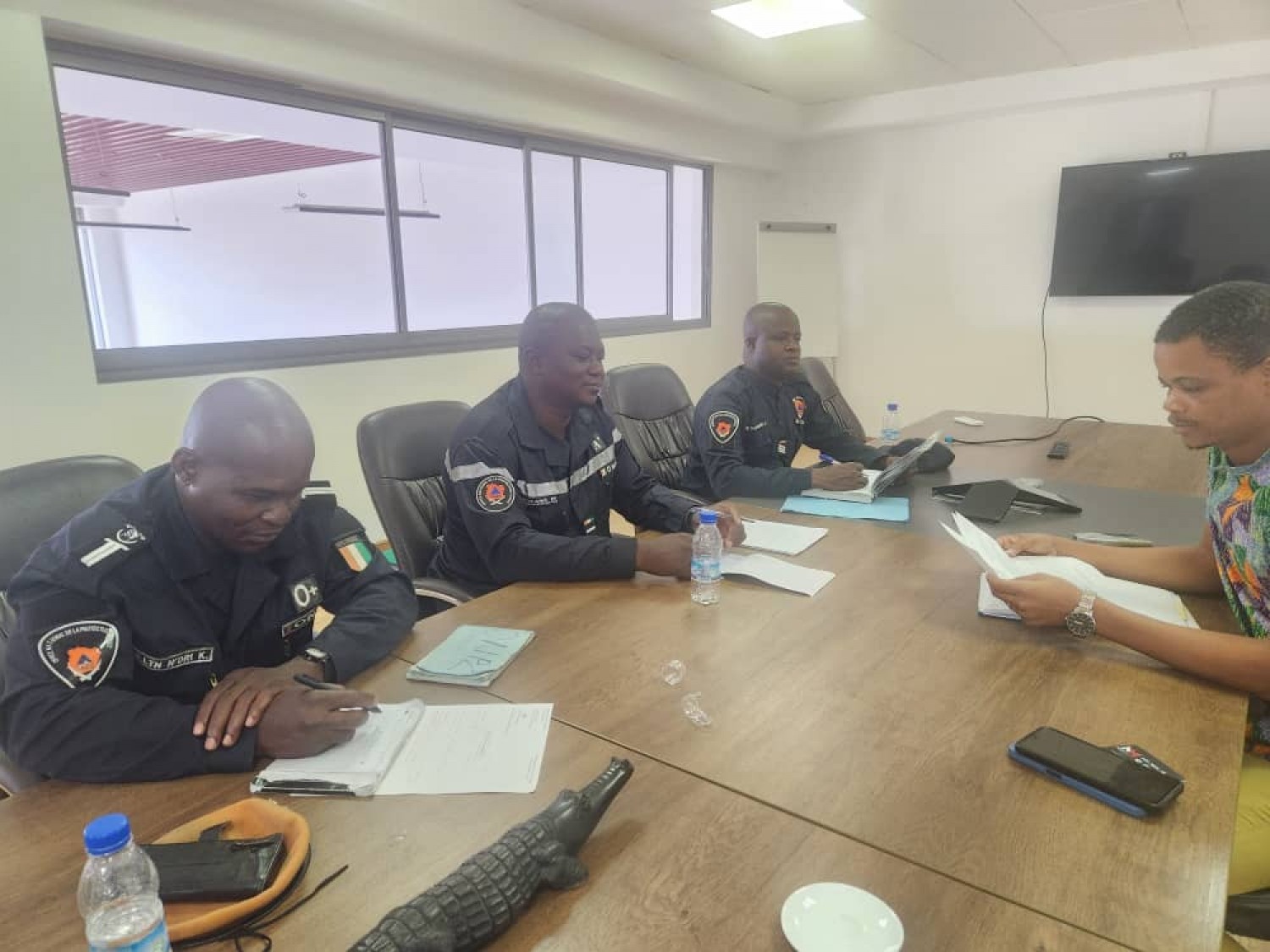 Côte d'Ivoire : Zone industrielle du PK 21, une mission de contrôle pour vérifier la conformité des établissements aux normes de sécurité incendie