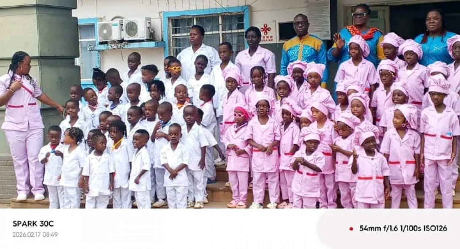 Côte d'Ivoire : Couleurs, joie et créativité, le Mardi Gras illumine les écoles maternelles et catholiques