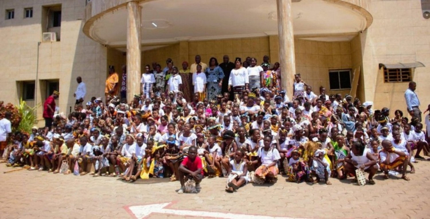 Côte d'Ivoire : Mardi gras à San Pedro, le Conseil Régional de San Pedro ouvre  ses portes aux élèves pour une visite éducative et immersive