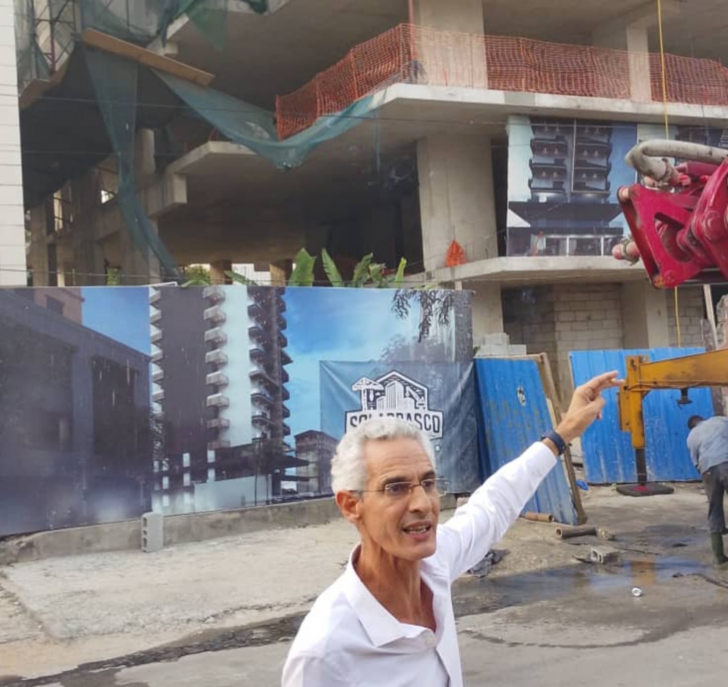 Côte d'Ivoire : Marcory, vive inquiétude au Cours Sévigné face à la construction d'un immeuble de R+12 voisin à l'école