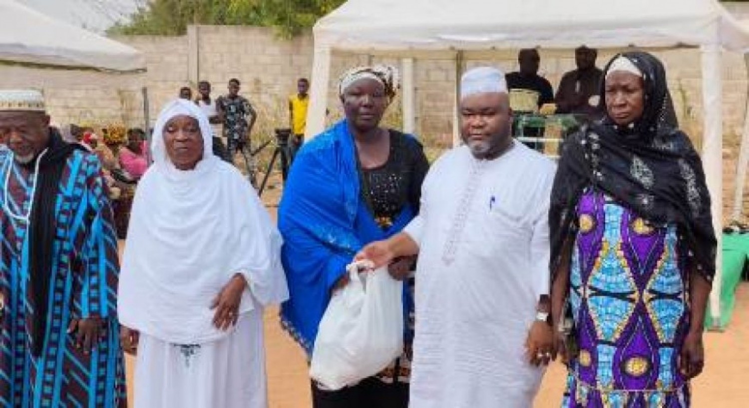 Côte d'Ivoire : Jeûne musulman à Bouaké, 2000 familles vulnérables soutenues à travers des kits alimentaires