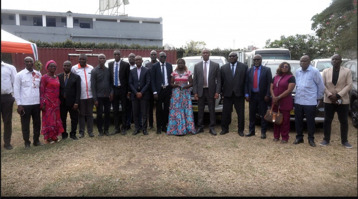 Côte d'Ivoire : 29 véhicules neufs pour renforcer l'action du ministère en faveur des jeunes