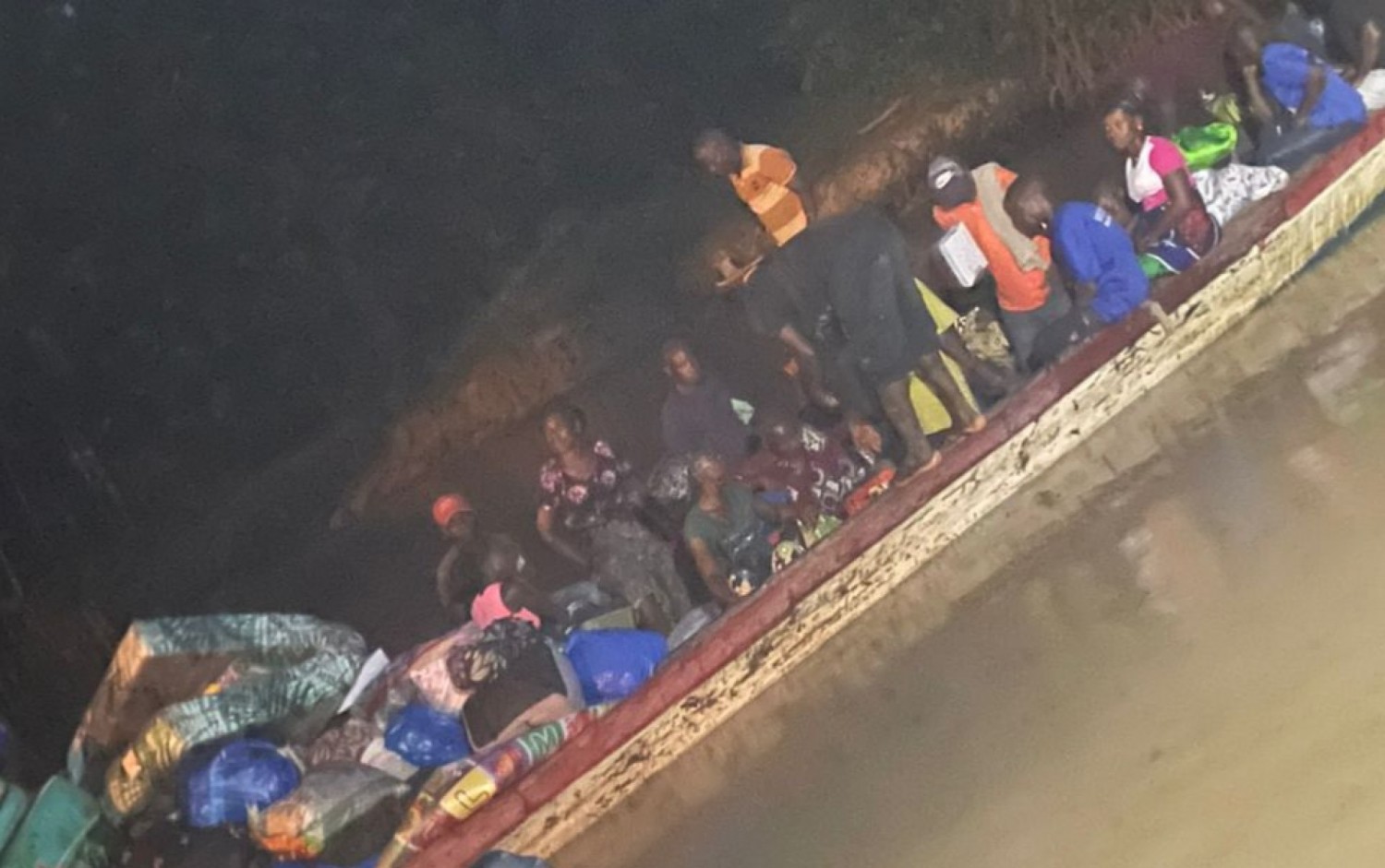 Côte d'Ivoire : Tabou, naufrage évité de justesse à Prollo, 63 passagers secourus par les Affaires maritimes