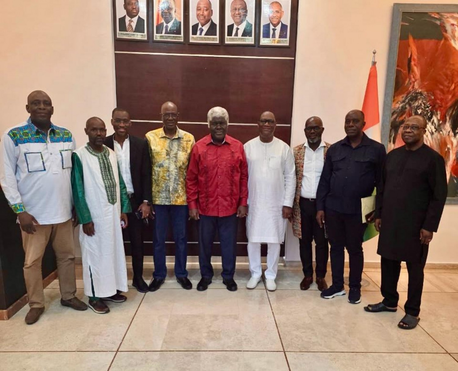 Côte d'Ivoire : Cacao, le gouvernement maintient le prix garanti de 2 800 FCFA et rassure les producteurs sur le rachat des stocks