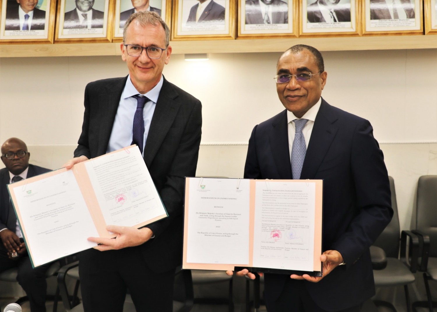 Côte d'Ivoire : Éducation, le Gouvernement obtient le soutien du Royaume-Uni pour financer 56 collèges et l'université d'Adiaké