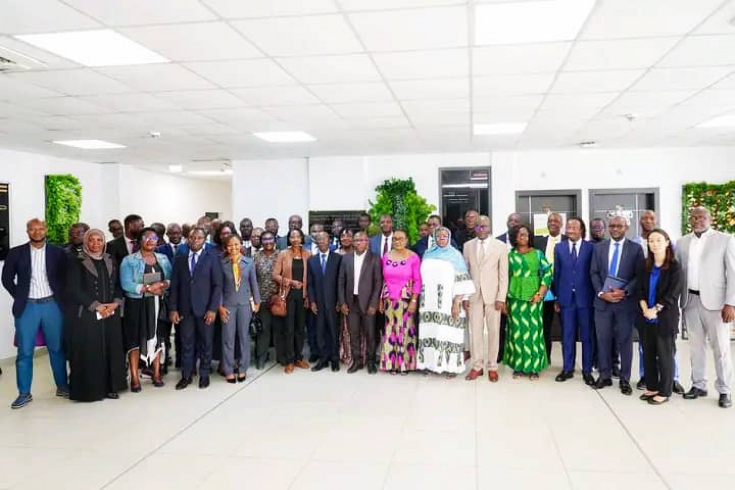 Côte d'Ivoire : Éducation à l'ère du digital et de l'IA, le gouvernement et l'UNESCO lancent le DCNPEE 2 d'un coût de 62. 000.000 Fcfa, pour renforcer les compétences numériques des acteurs