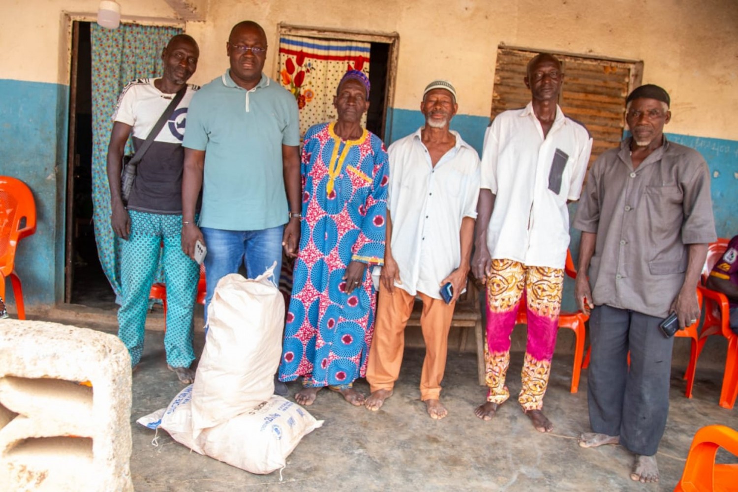Côte d'Ivoire : Gueyo, Zekré Zadi Yvan va à la rencontre des familles et partage l'esprit de solidarité du temps de jeûne