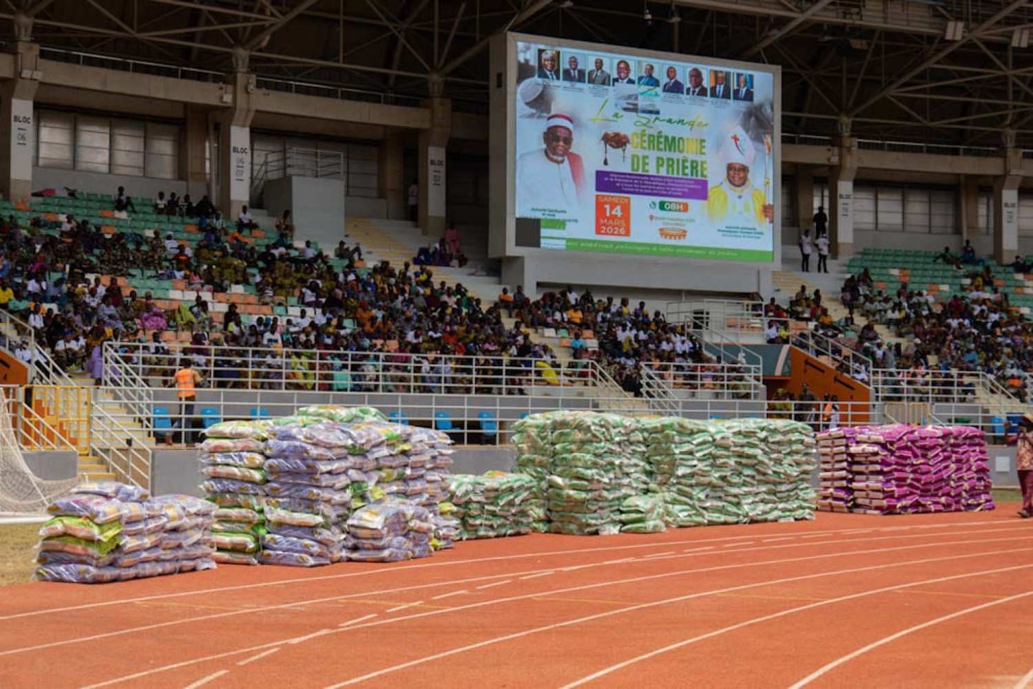 Côte d'Ivoire : Ramadan et Carême, Ouattara offre 20 000 kits alimentaires aux populations de Korhogo dans un élan de solidarité