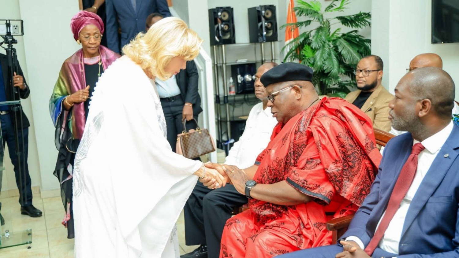 Côte d'Ivoire : Obsèques de Catherine Tchagba, le ministre Laurent Tchagba et sa famille reconnaissants pour l'élan de solidarité nationale