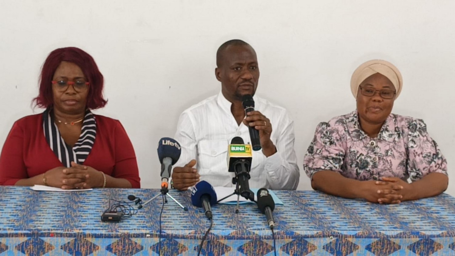 Côte d'Ivoire : UNJCI, Franck Ettien galvanise sa troupe : « Soudés, solidaires et déterminés, nous remporterons cette bataille »