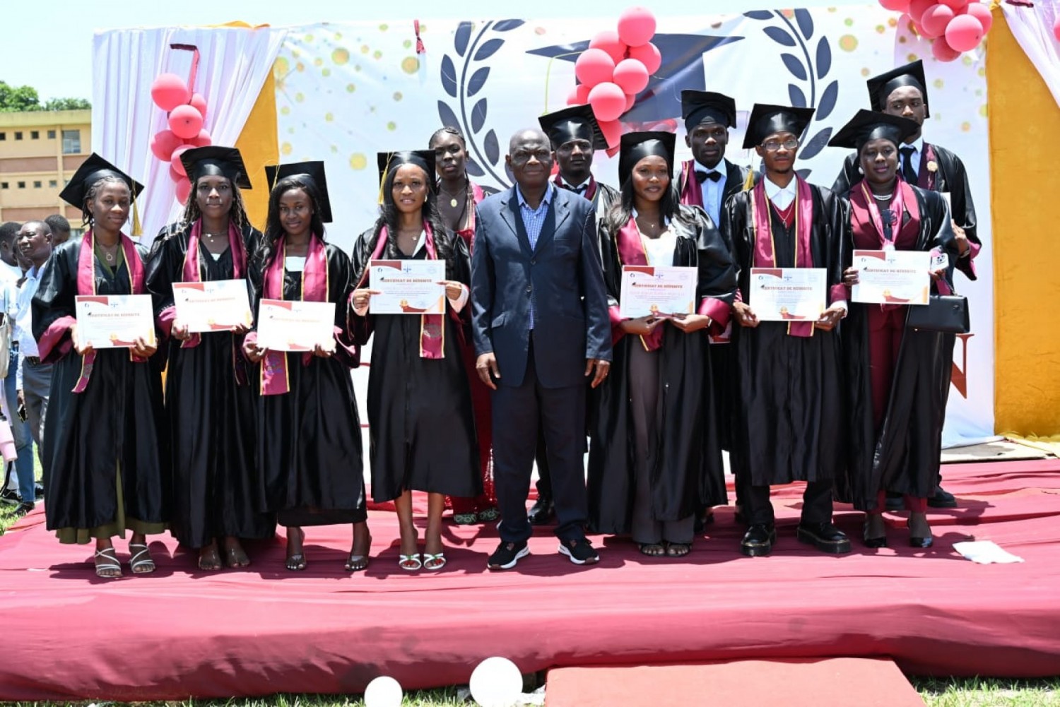 Côte d'Ivoire : Sciences juridiques, l'UFHB célèbre plus de 2 000 nouveaux juristes prêts à façonner l'avenir du droit