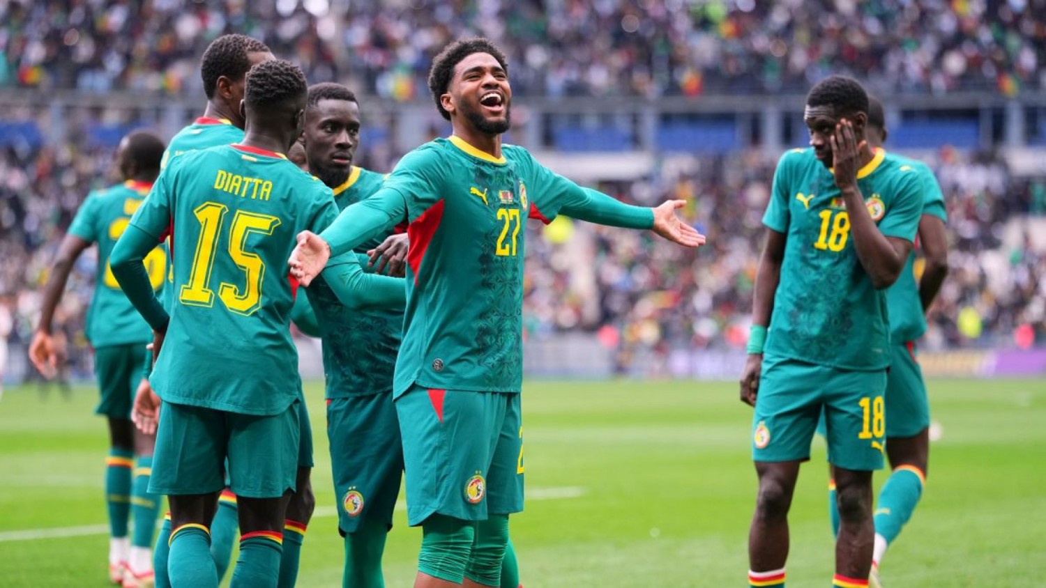 Sénégal : Malgré la dépossession de leur titre de champions CAN 2025 par la CAF, les Lions confirment leur 1ère place face au Pérou