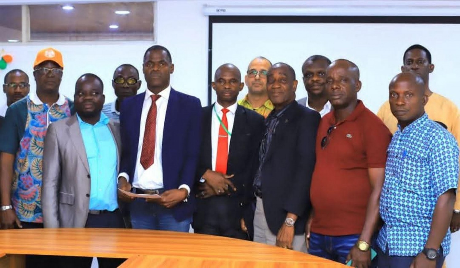 Côte d'Ivoire : les commerçants exigent des compensations après les coupures d'électricité