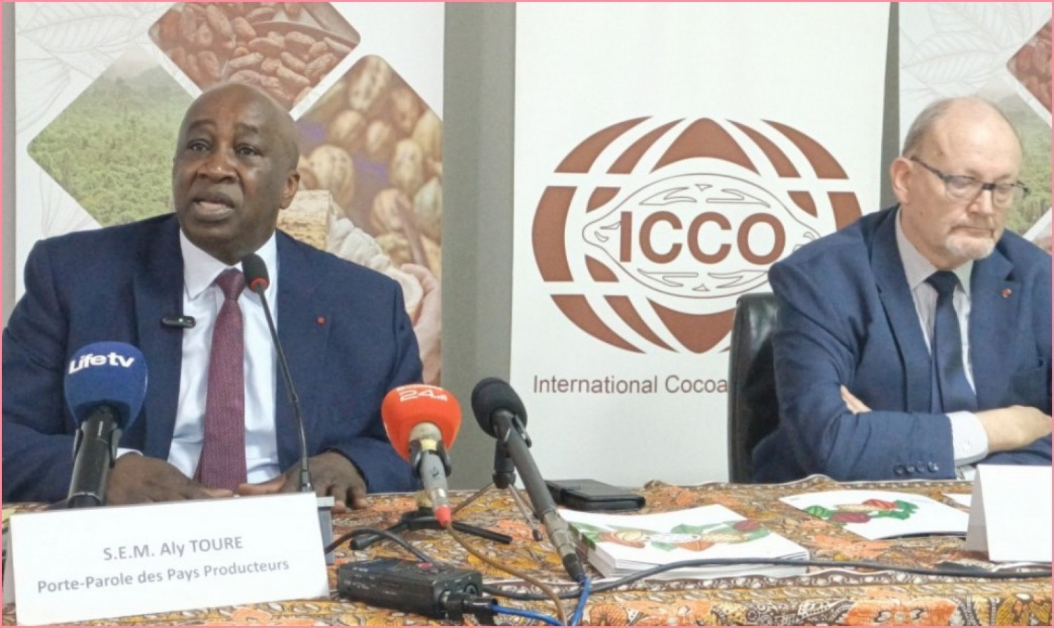 Côte d'Ivoire : Cacao, face à l'effondrement des prix, les pays producteurs s'organisent depuis Abidjan pour rééquilibrer le marché et mieux défendre leurs revenus