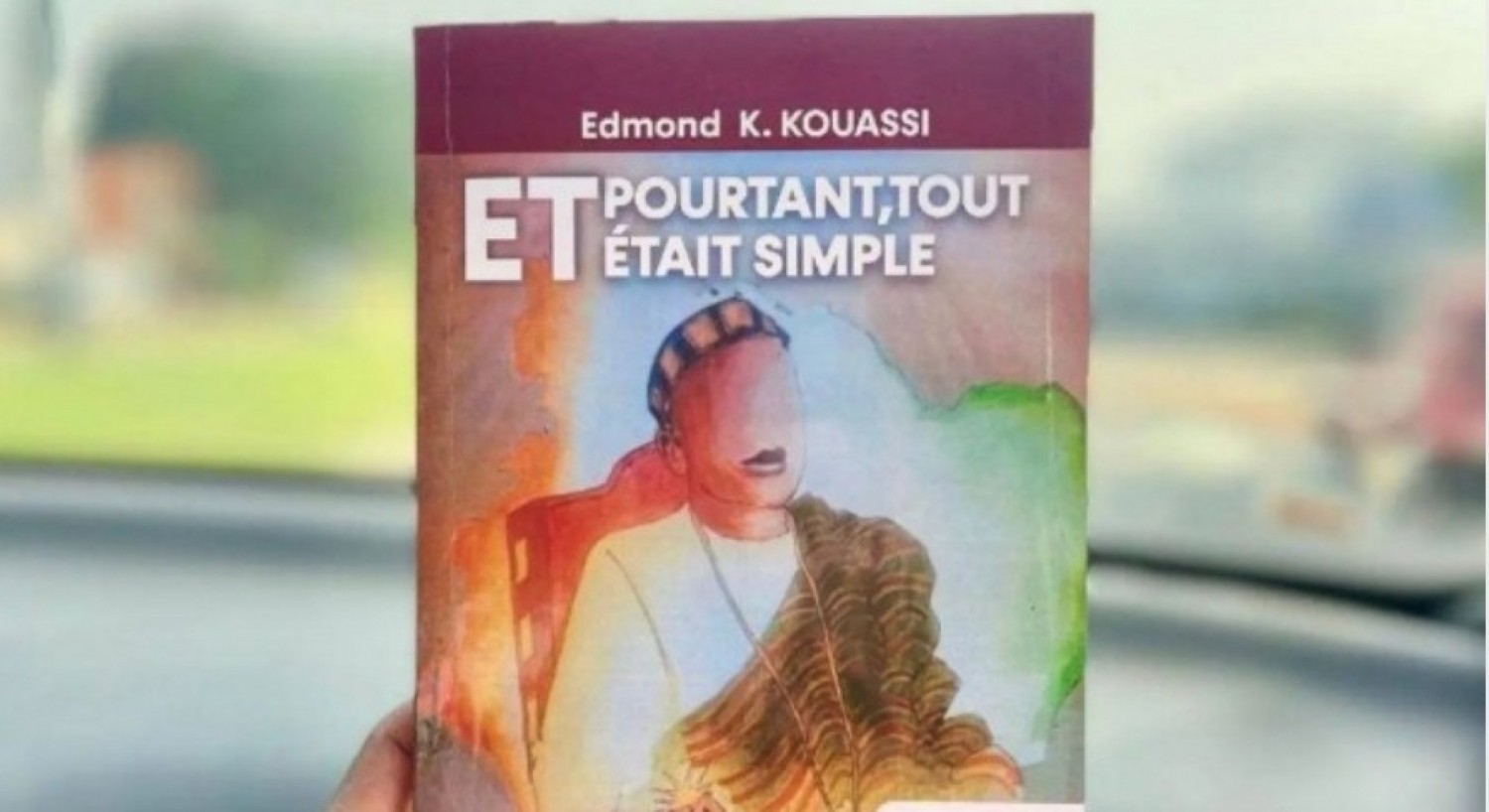 Côte d'Ivoire : « Et pourtant, tout était simple », un écrivain replonge dans la crise de 2002 avec un roman bouleversant qui ravive la mémoire pour mieux construire la paix