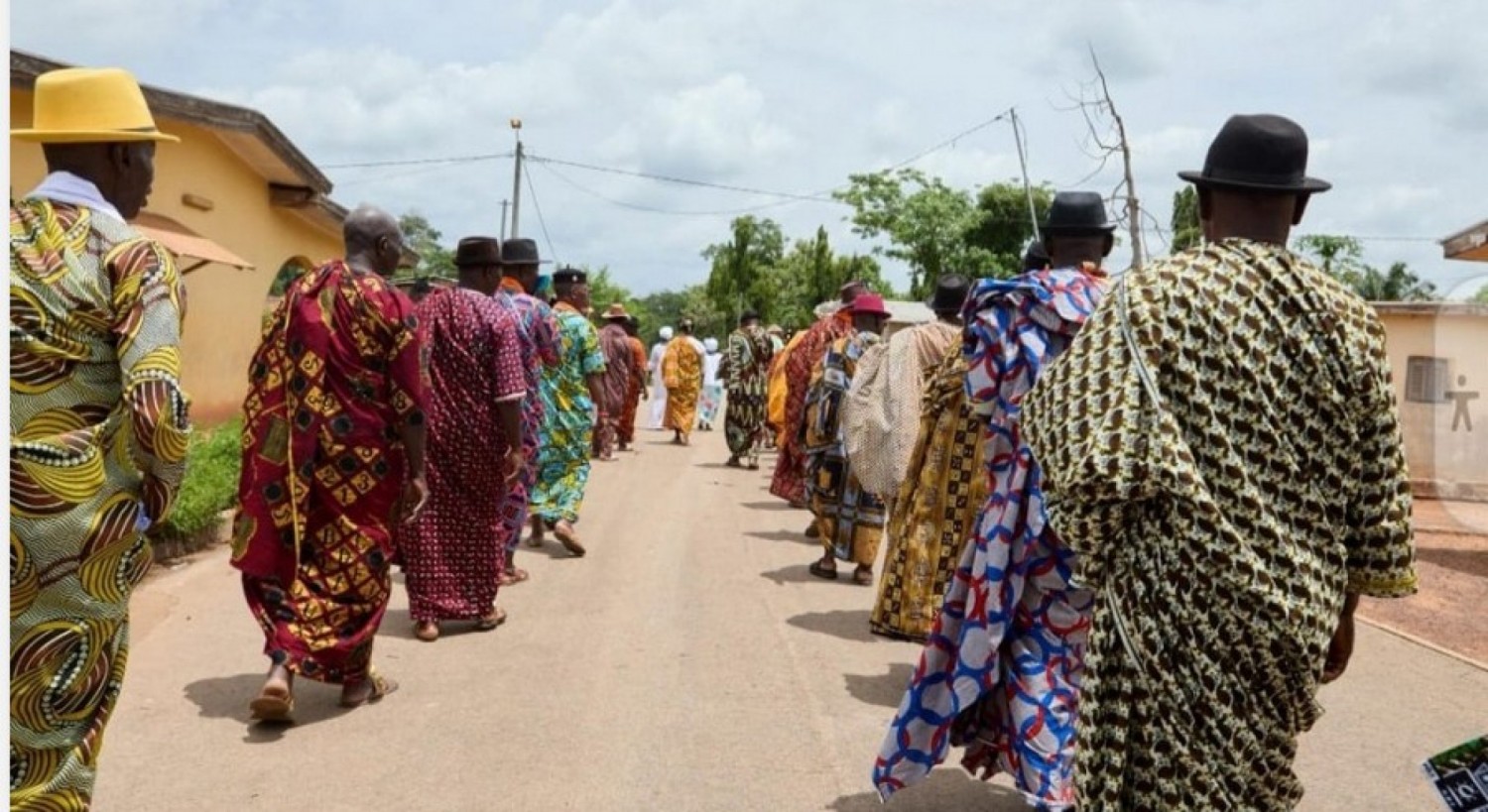 Côte d'Ivoire : Gagnoa, la population de Lakota chez le chef de Mama pour demander pardon au Président Gbagbo