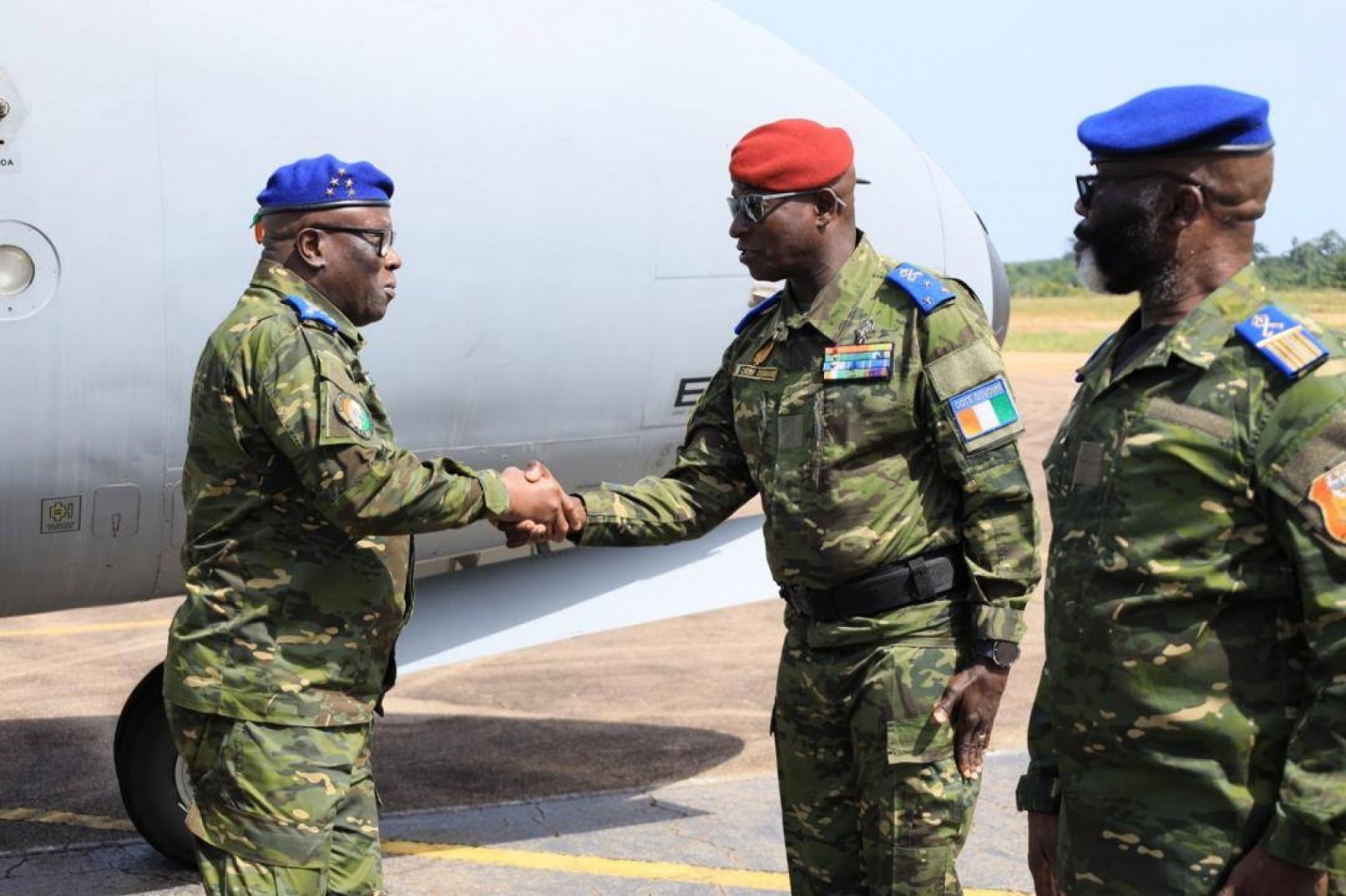 Côte d'Ivoire : FACI, le GAL Lassina Doumbia  au contact des hommes sur le terrain s'enquérir de leurs conditions de travail