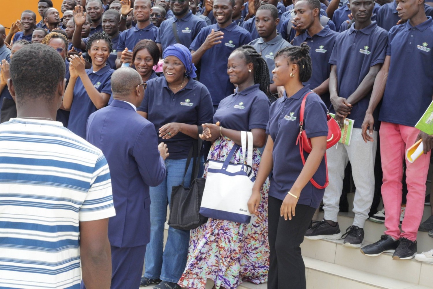 Cote d'Ivoire : Enseignants Contractuels, 1021 Professeurs de Collèges et 191 Professeurs de Lycées déployés sur le terrain  dès ce lundi, leurs émoluments révélés