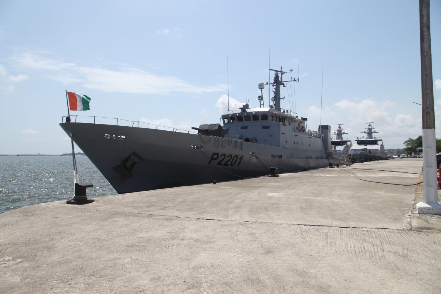 Côte d'Ivoire : Trafics illicites et pêche illégale, la Marine nationale  mène des opérations aux côtés de conseillers américains