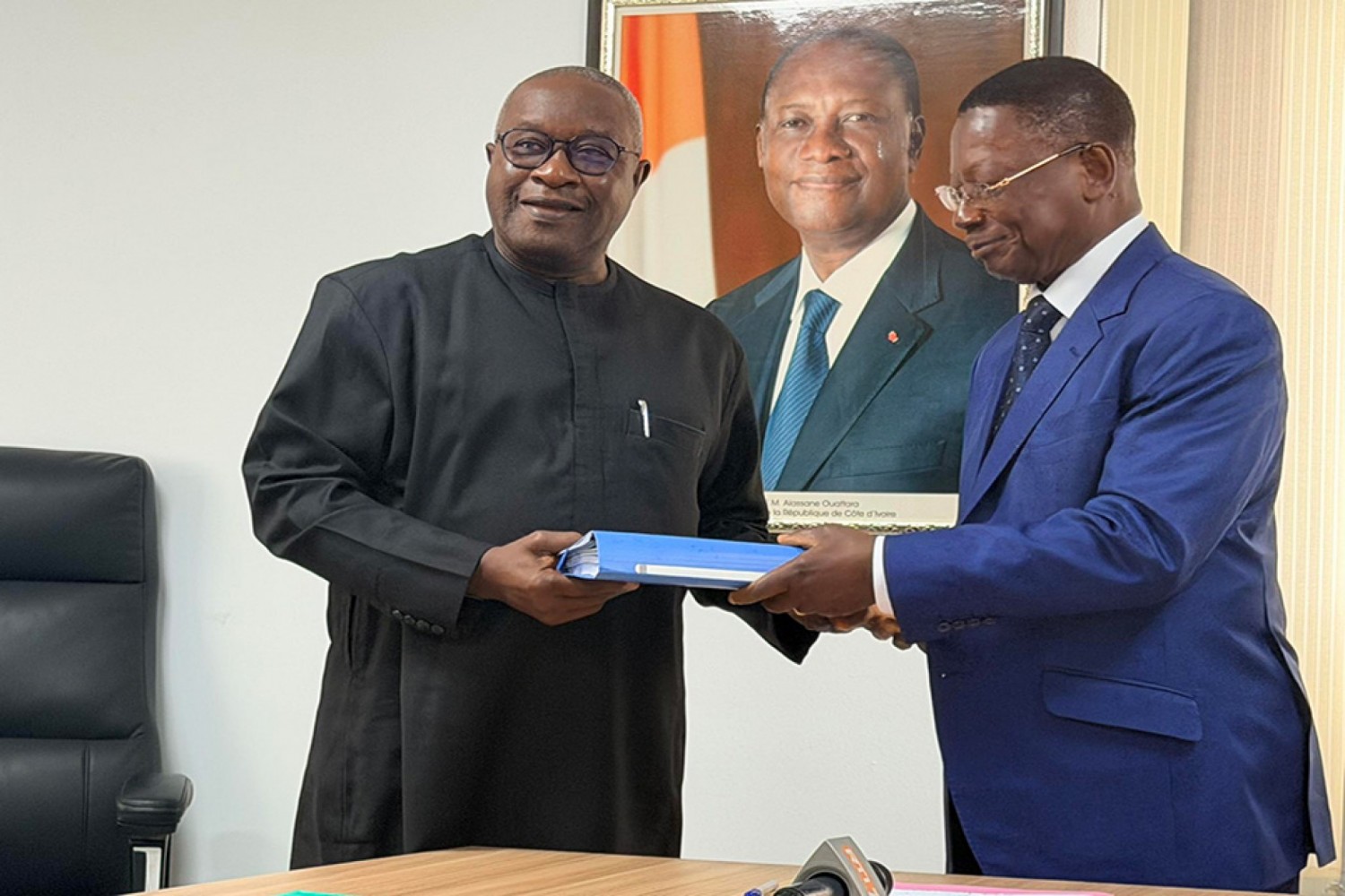 Côte d'Ivoire : RTI, l'ex-DG  de la CDC-CI Lassina Fofana remplace Aka Sayé Lazare à la tête du Conseil d'Administration