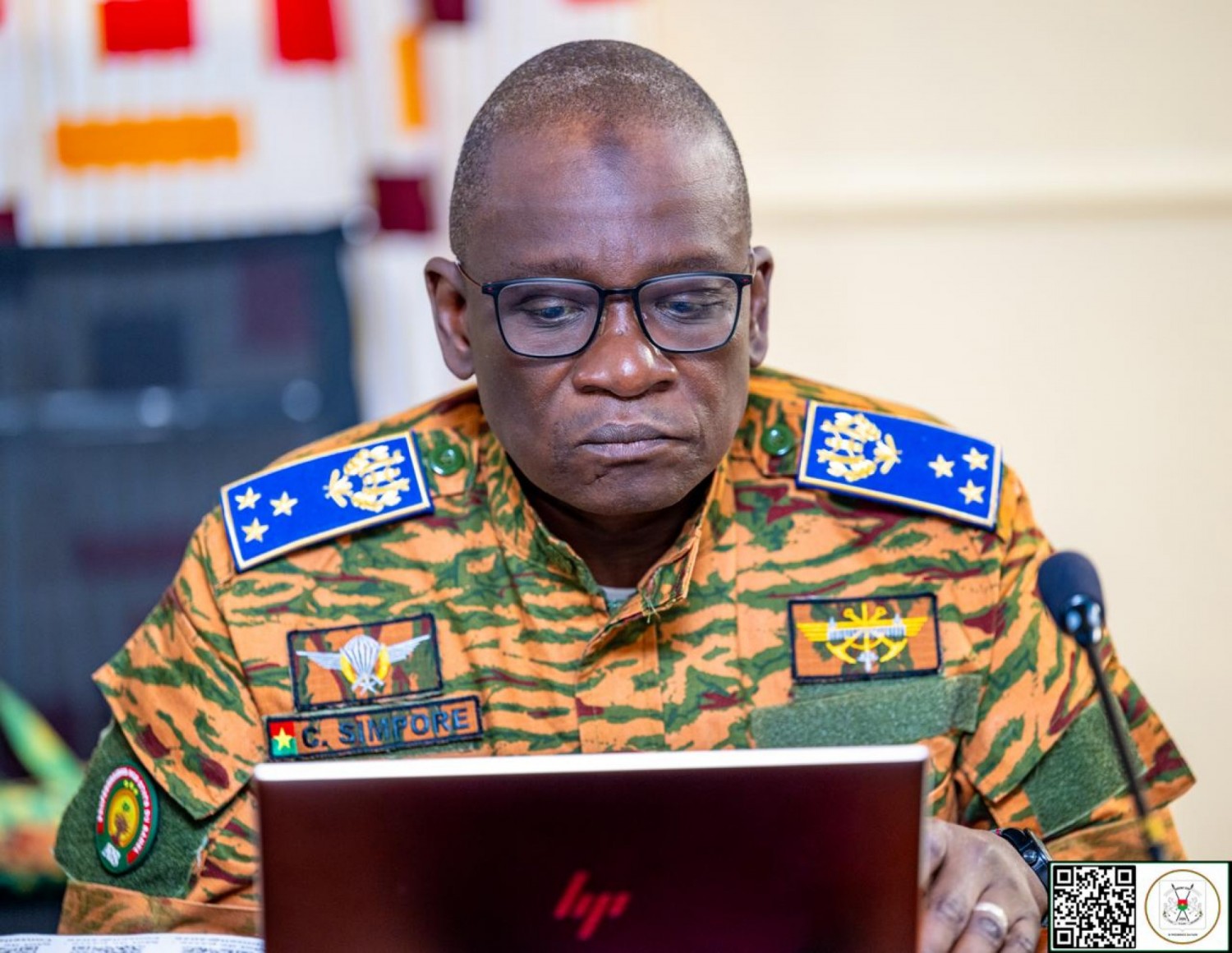 Burkina Faso : le gouvernement veut réorganiser les réservistes de l'armée en prenant compte les civils