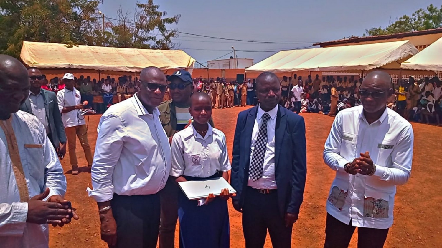 Côte d'Ivoire : Korhogo, les anciens du Lycée Dominique Ouattara investissent dans le numérique et célèbrent l'excellence scolaire