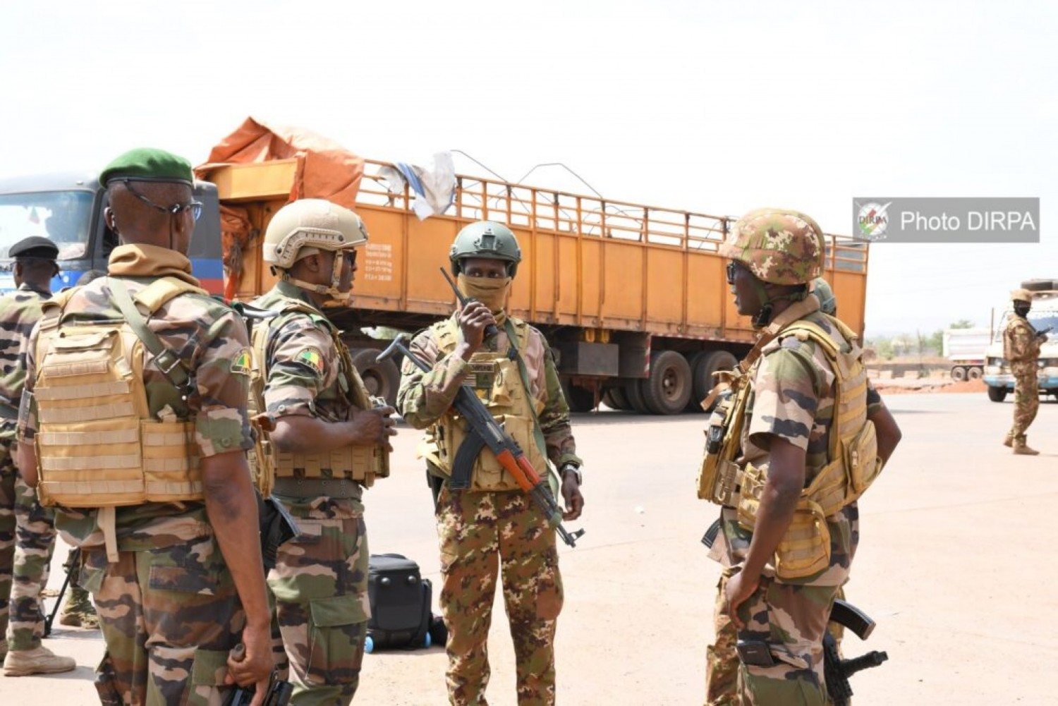 Mali : Une vaste contre-offensive de l'armée fait plus de 100 morts parmi les terroristes
