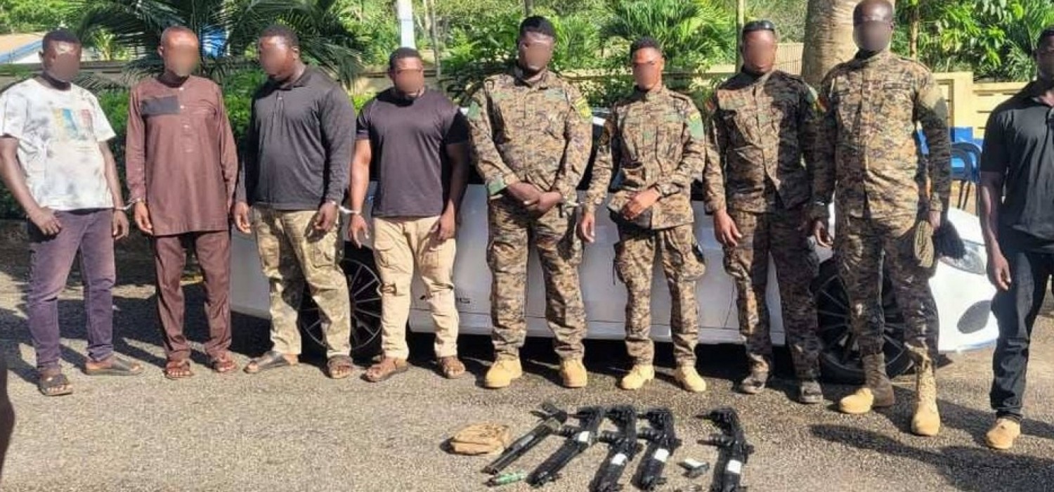 Ghana :  La Police arrête 11 suspects armés en lien avec le conflit de chefferie d'Adambarobe