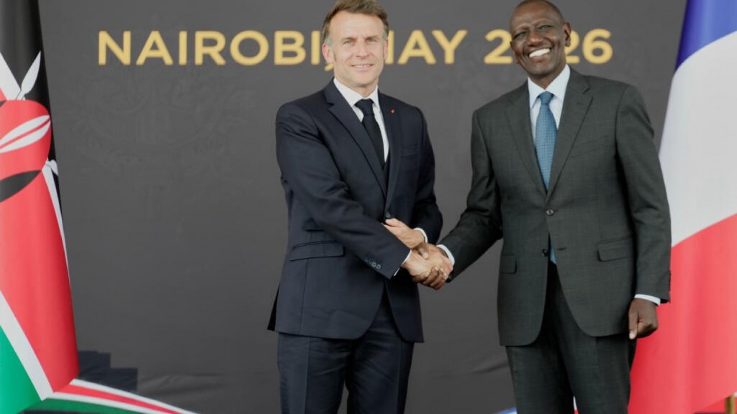 Kenya : Emmanuel Macron depuis Nairobi : « Nous n'avons plus besoin de votre aide!, ça tombe bien parce que nous, on n'a plus totalement les moyens non plus»