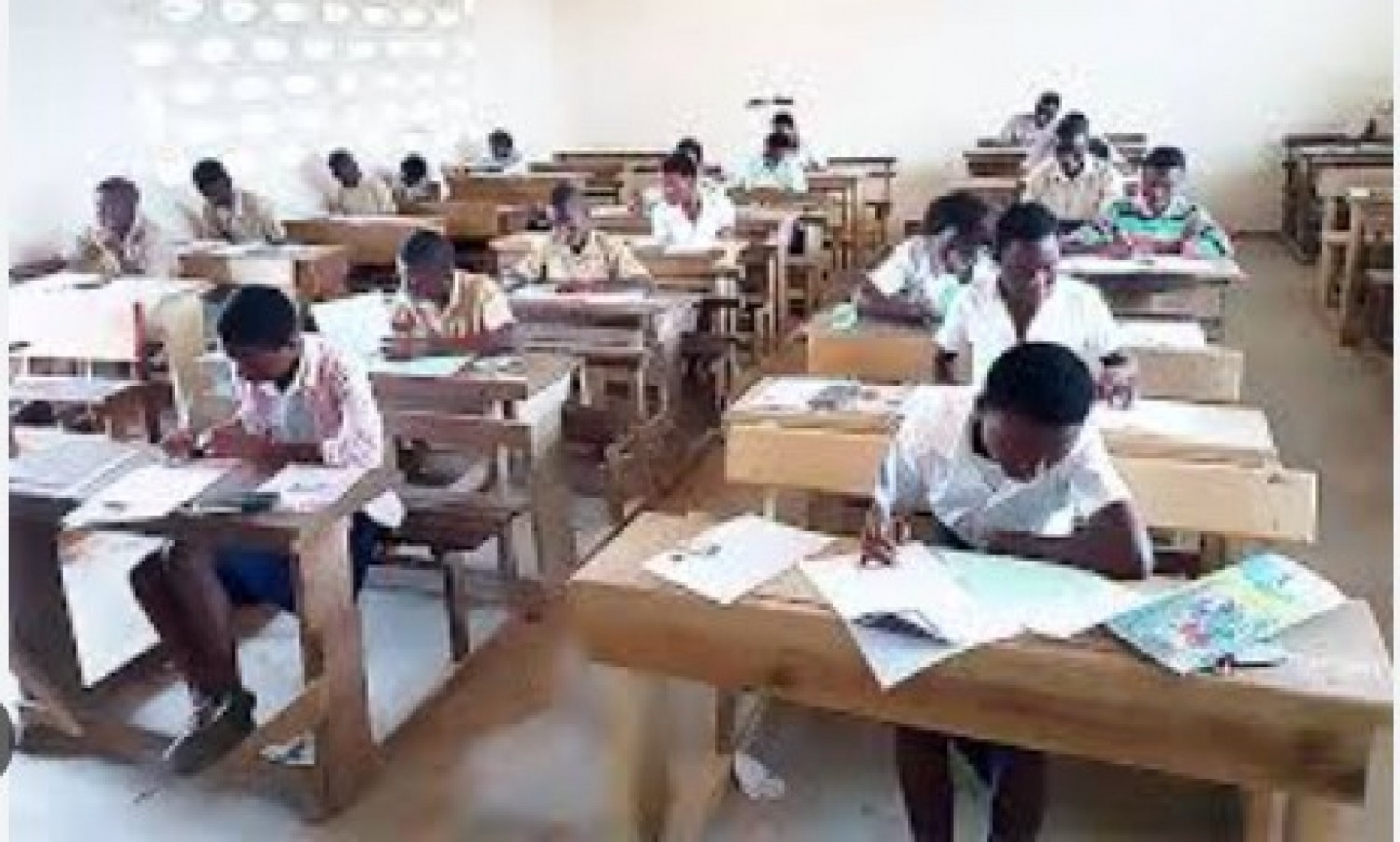 Côte d'Ivoire : Examens à grand tirage session 2026, les candidats doivent se munir de leur convocation et de l'une des pièces d'identité en cours de validité