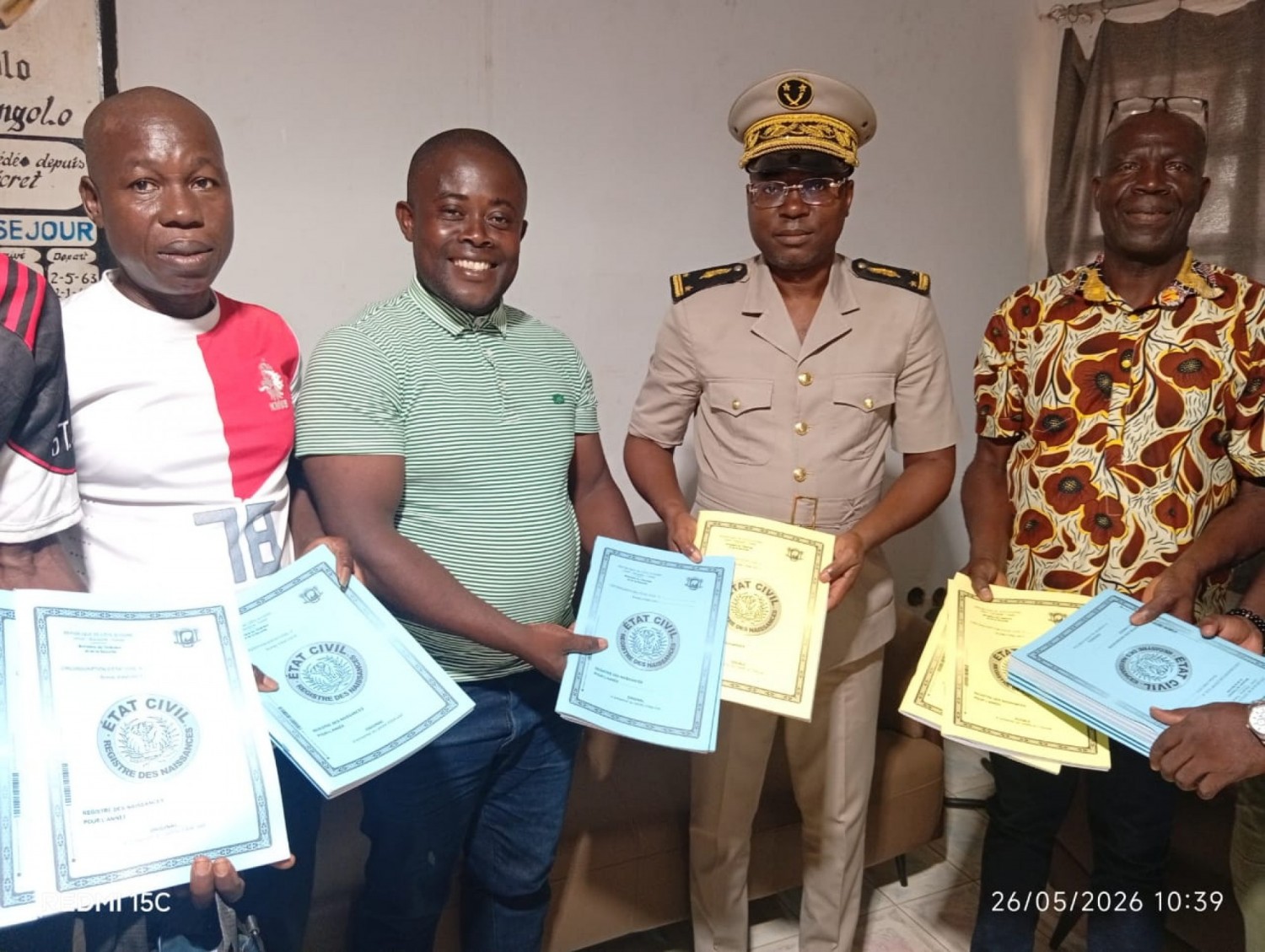 Côte d'Ivoire : Bangolo, le Colonel Penan Jean-Marie règle  la problématique des registres de naissance à la sous-préfecture