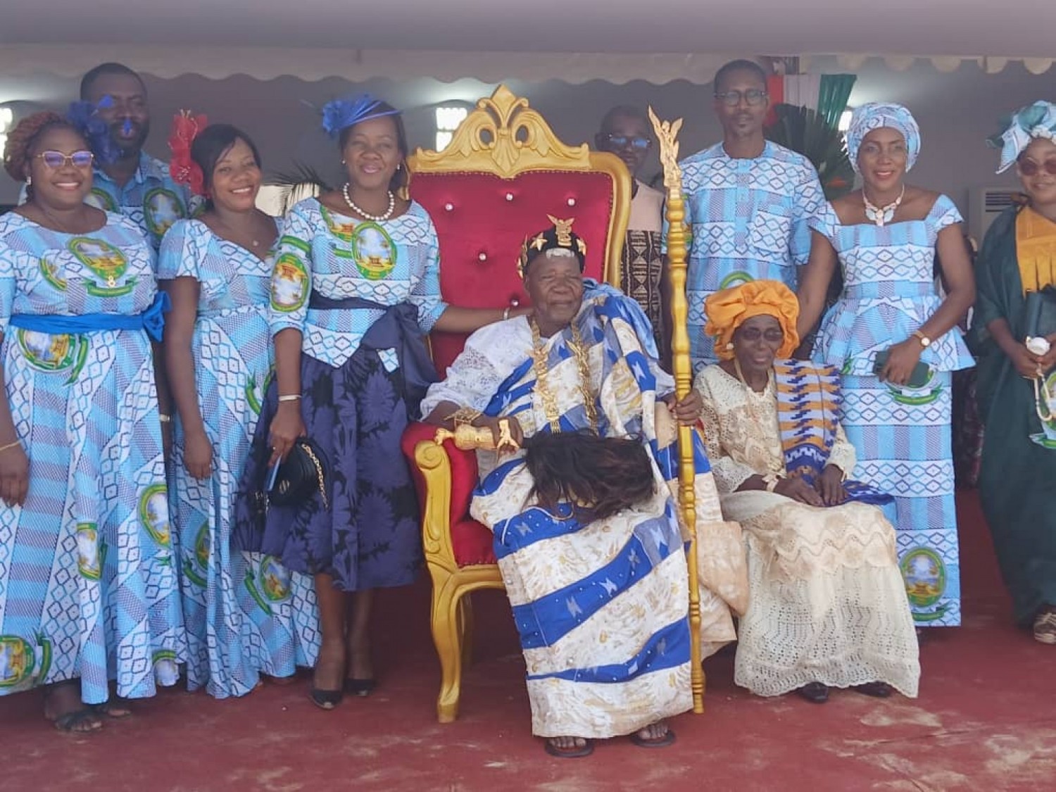 Côte d'Ivoire : Jacqueville, Ahua entre tradition et modernité avec l'installation de son nouveau chef et l'inauguration d'une chefferie flambant neuve