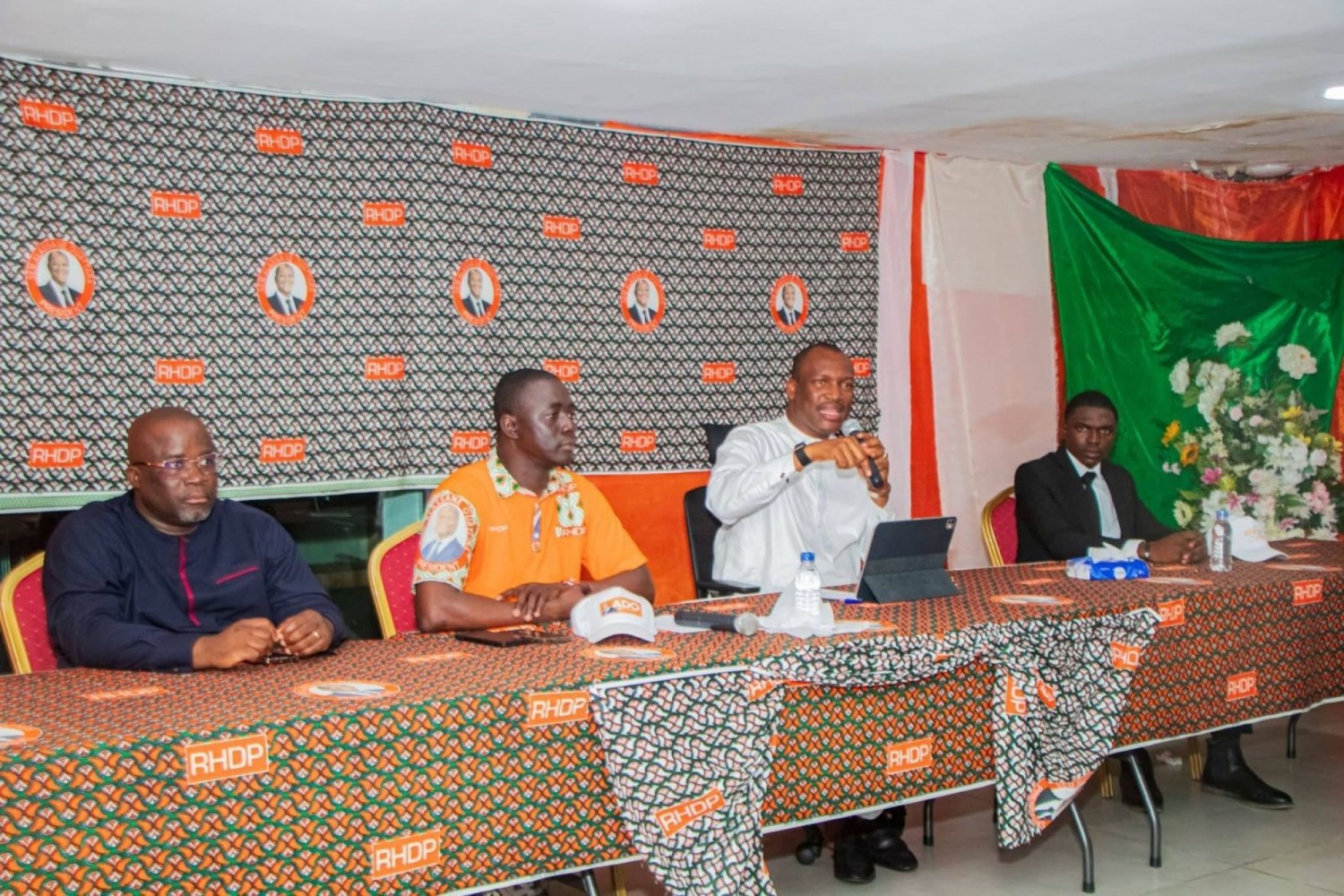 Côte d'Ivoire : RHDP, une vague de 9 500 jeunes militants prête à changer la donne