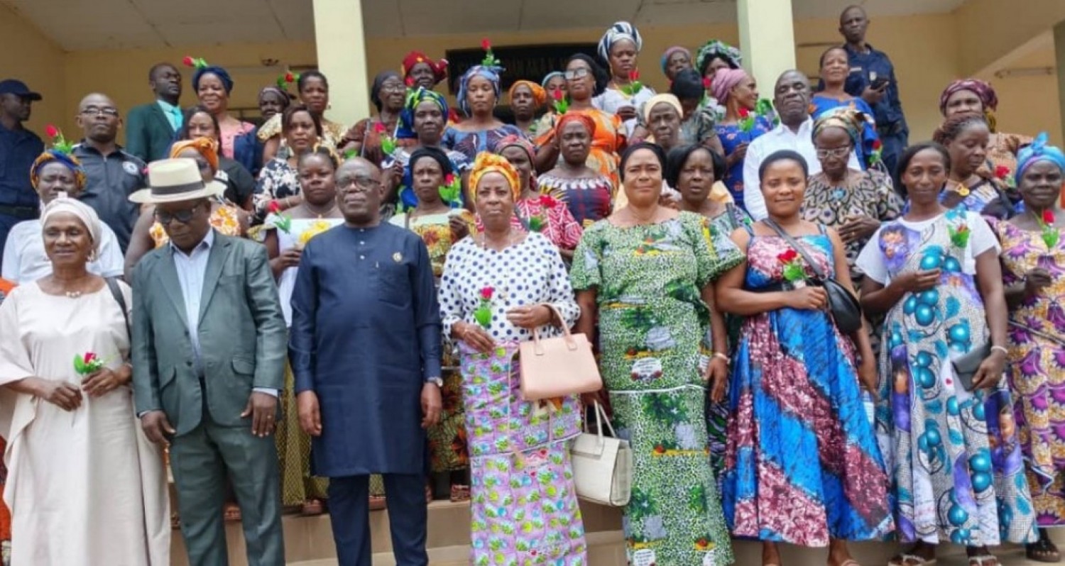 Côte d'Ivoire : Toulepleu, le maire Denis Kah Zion annonce des financements pour l'autonomisation des femmes et des jeunes