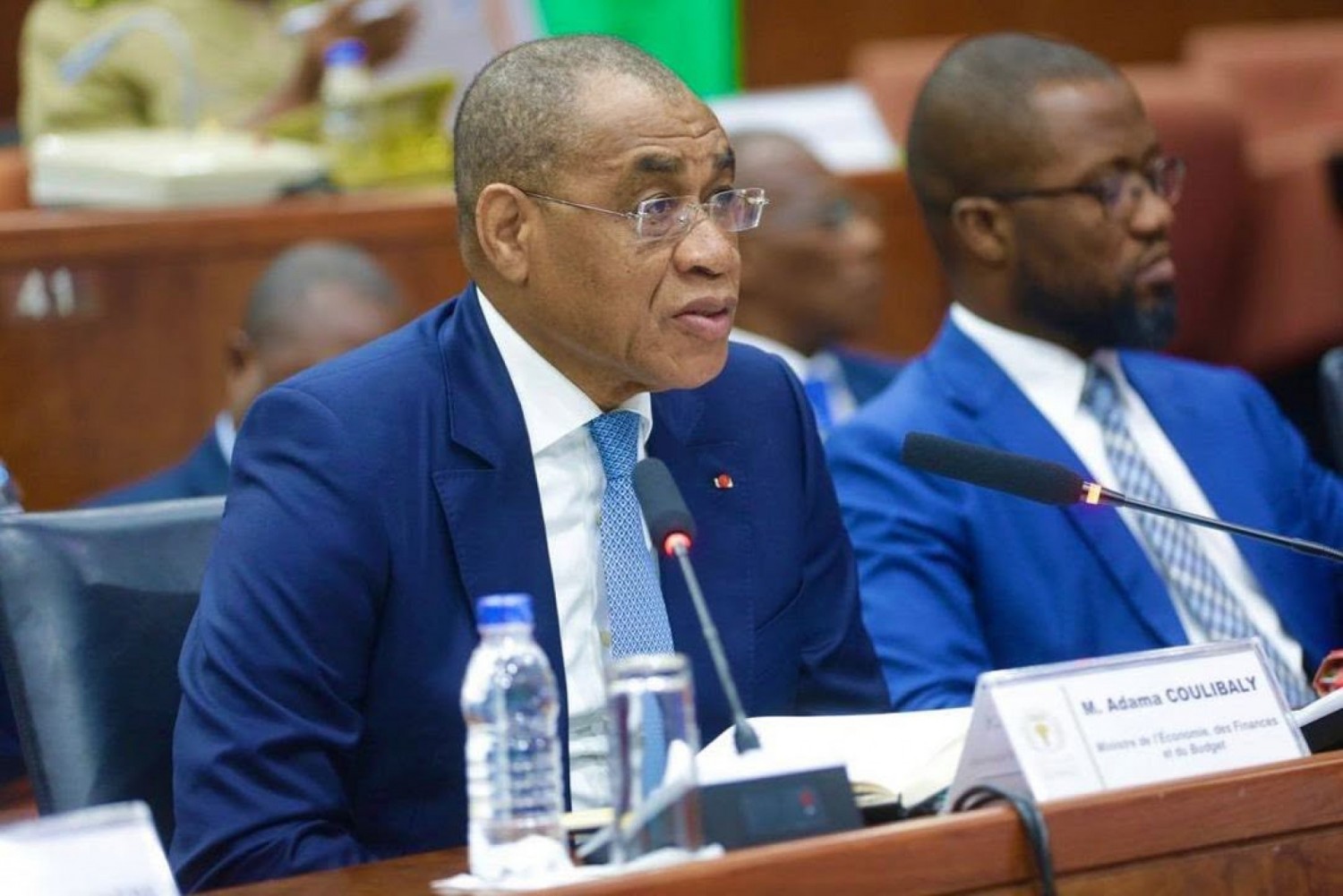 Côte d'Ivoire : Yamoussoukro, le Ministre Adama Coulibaly échange avec les  Sénateurs sur les perspectives économiques et financières de l'État sur la période 2027-2029