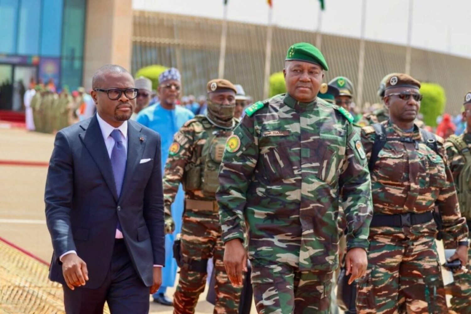 Bénin-Niger: Après deux ans de tensions, un premier accord ouvre la voie à la reprise des échanges
