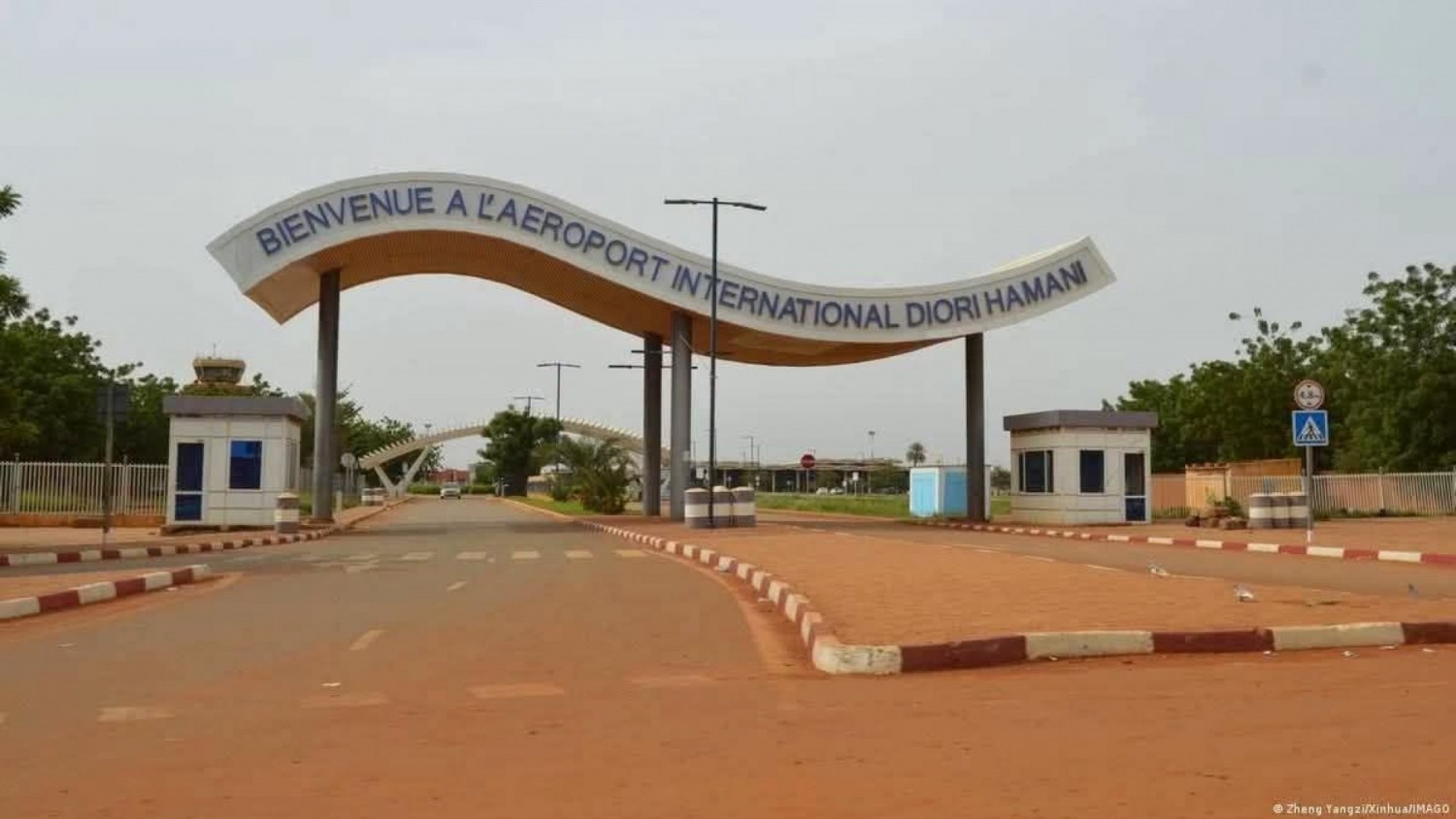 Niger : Attaque à l'aéroport de Niamey : 22 terroristes neutralisés, 11 militaires abattus, une vingtaine de suspects arrêtés