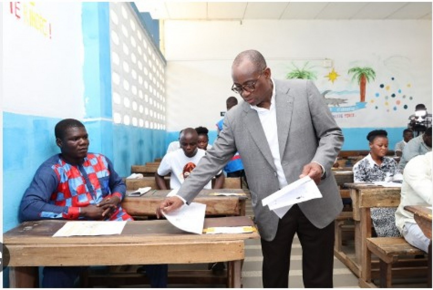 Côte d'Ivoire : Recrutement exceptionnel de 2000 enseignants contractuels, un test complémentaire afin de pourvoir les postes restés vacants