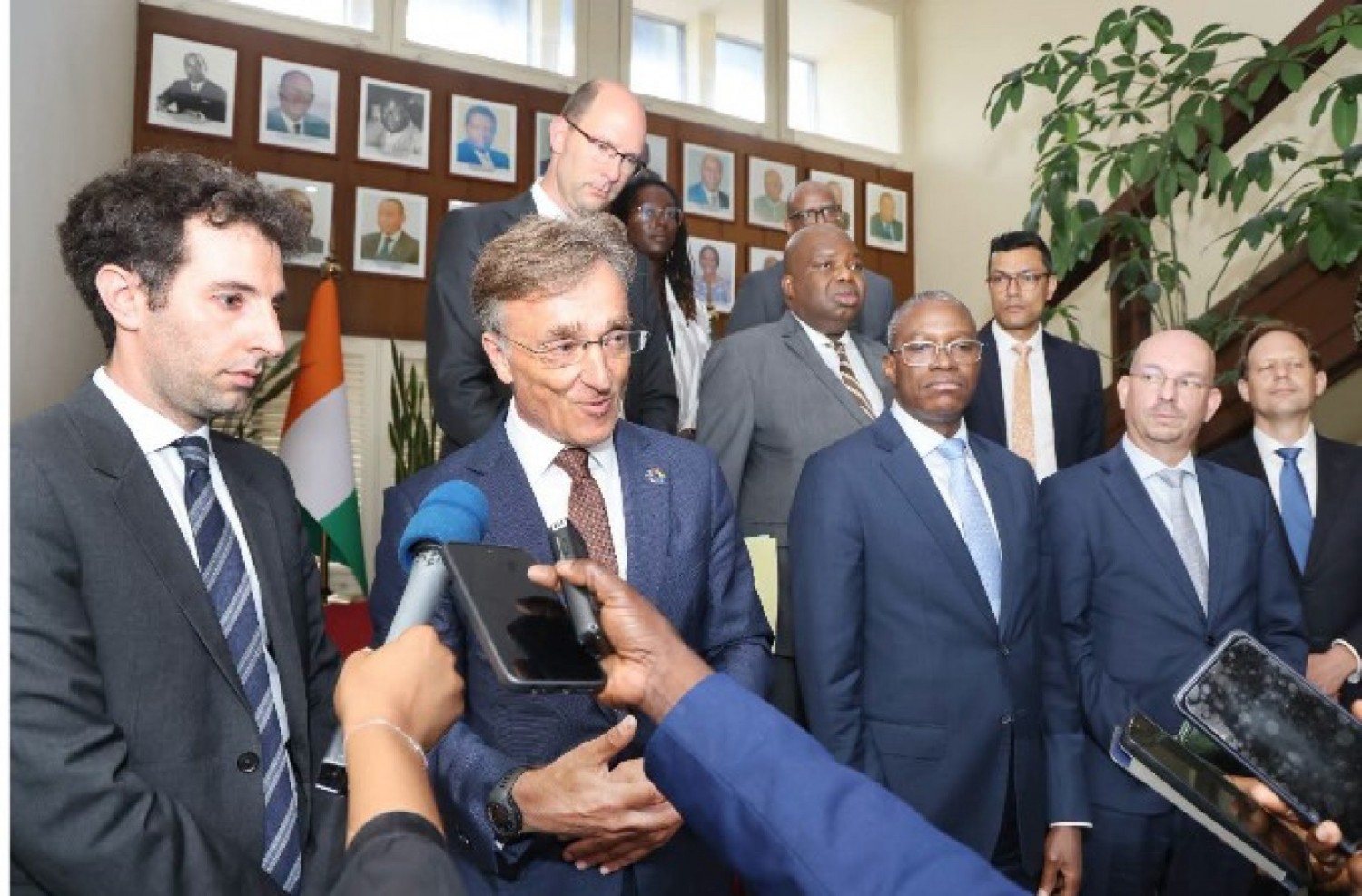 Côte d'Ivoire-Pays Bas : Une Banque Néerlandaise en prospection  économique dans plusieurs domaines à Abidjan
