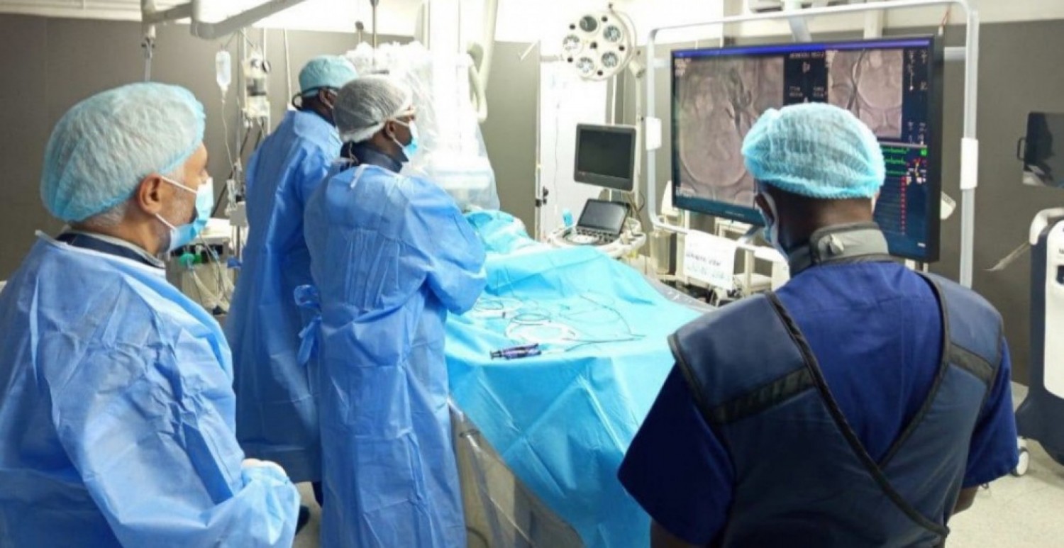 Côte d'Ivoire : Une première historique, l'Institut de Cardiologie réussit  02 remplacements valvulaires aortiques par une technique interventionnelle percutanée