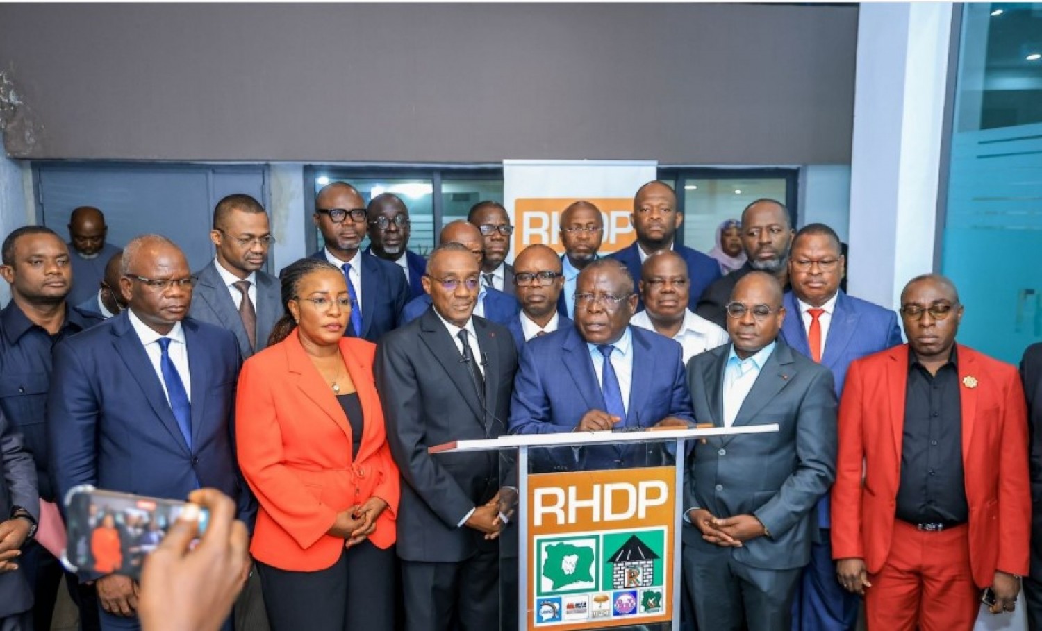 Côte d'Ivoire : Après la rencontre entre Mambé et l'opposition, le RHDP se félicite d'une réforme électorale qui renforce la transparence