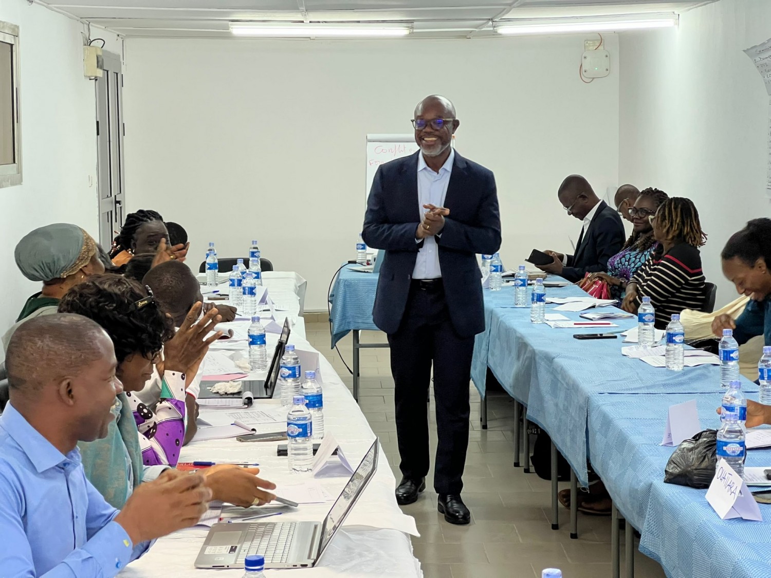 Côte d'Ivoire : des agents du ministère de la Jeunesse outillés pour promouvoir la culture démocratique