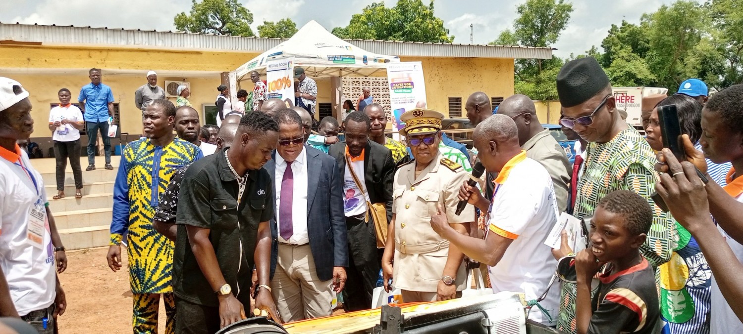 Côte d'Ivoire : Ferké, le député Silué Gnenery invite les artisans du Tchologo à se formaliser pour devenir des PME/PMI